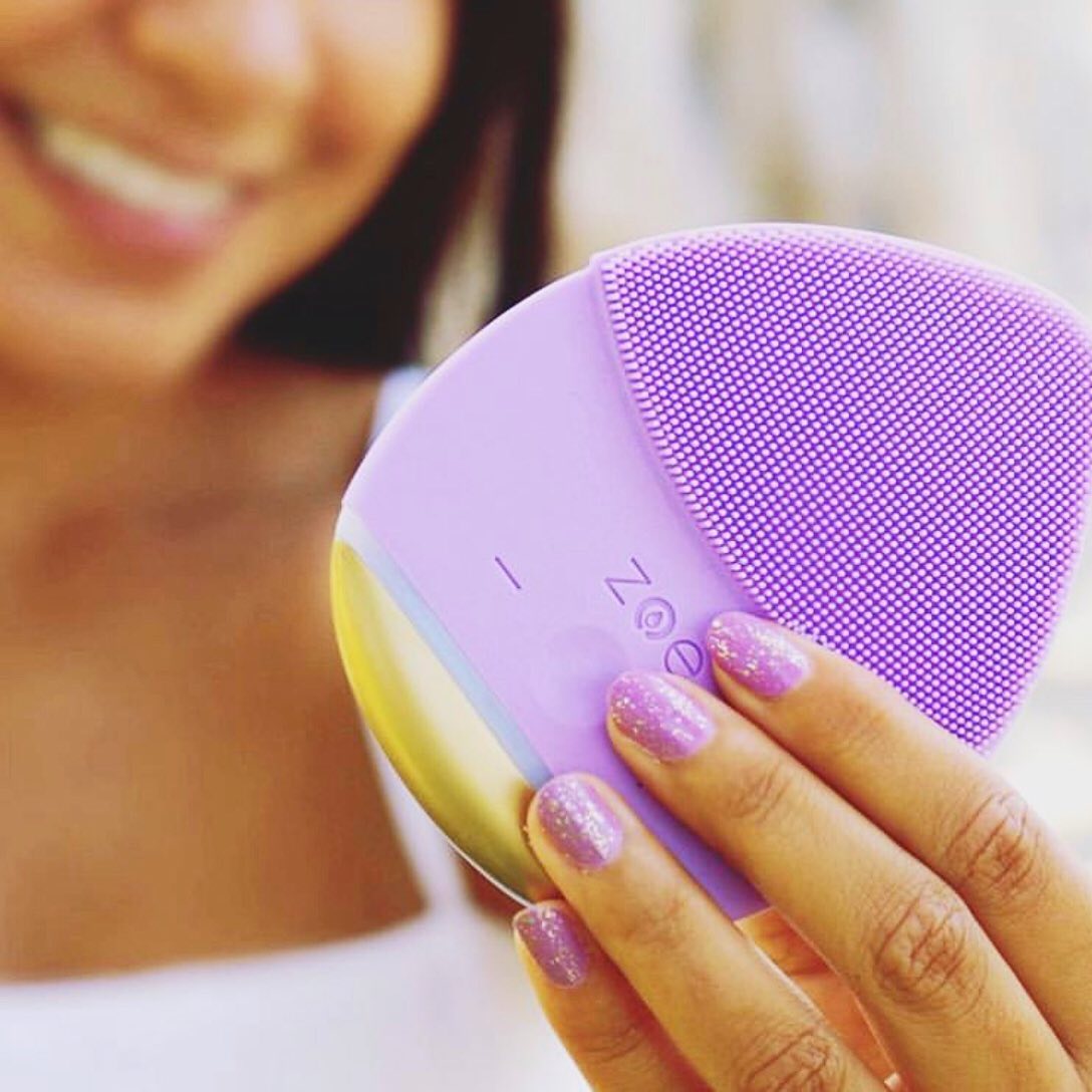 Zoe Plus Skin Scrubber